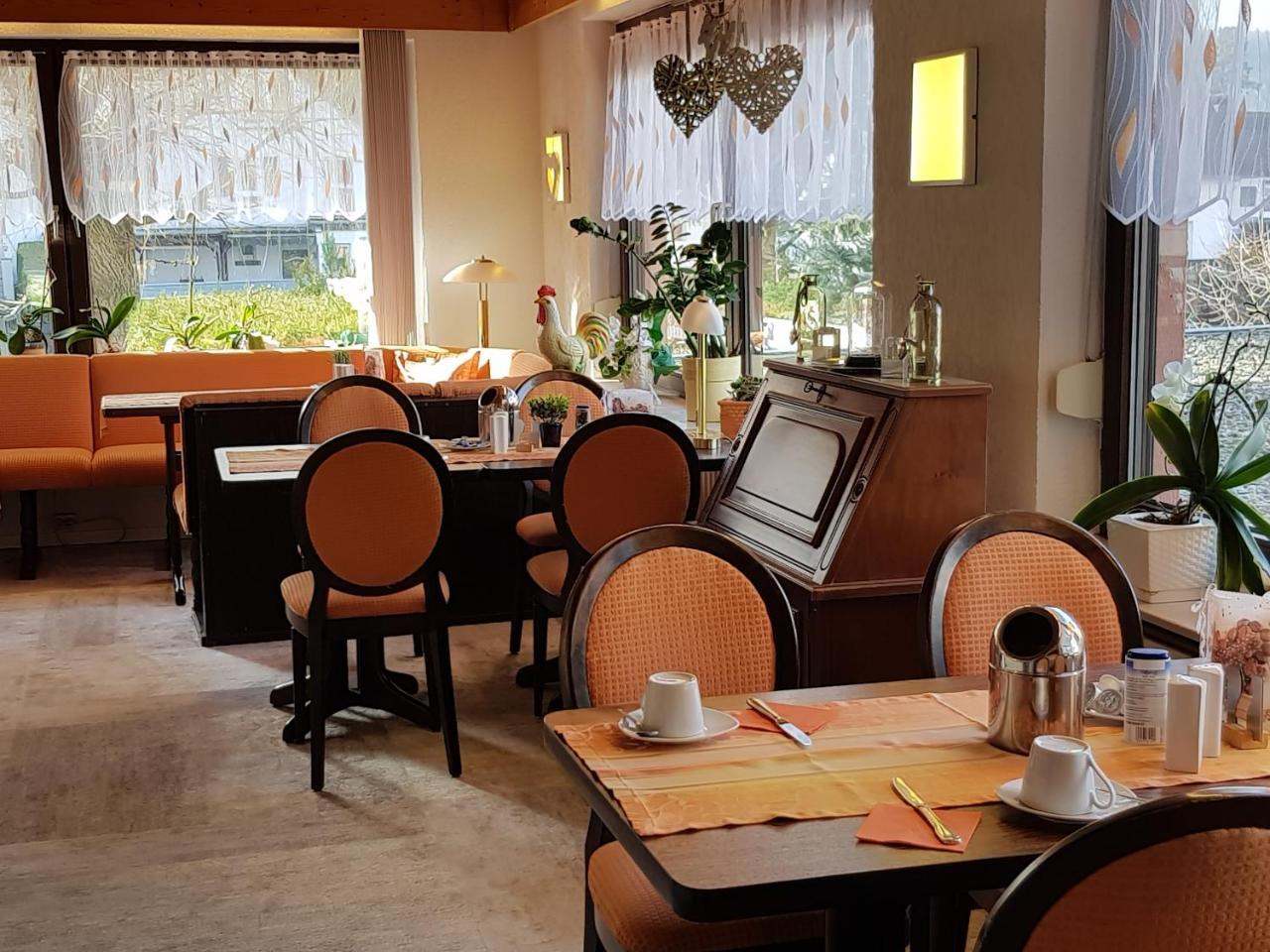 Hotel Irene Бад-Кеніґ Екстер'єр фото